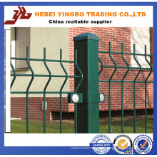 2015 Hot Sale Certified PVC Revêtue Curvy soudé en acier Wire Mesh Fence